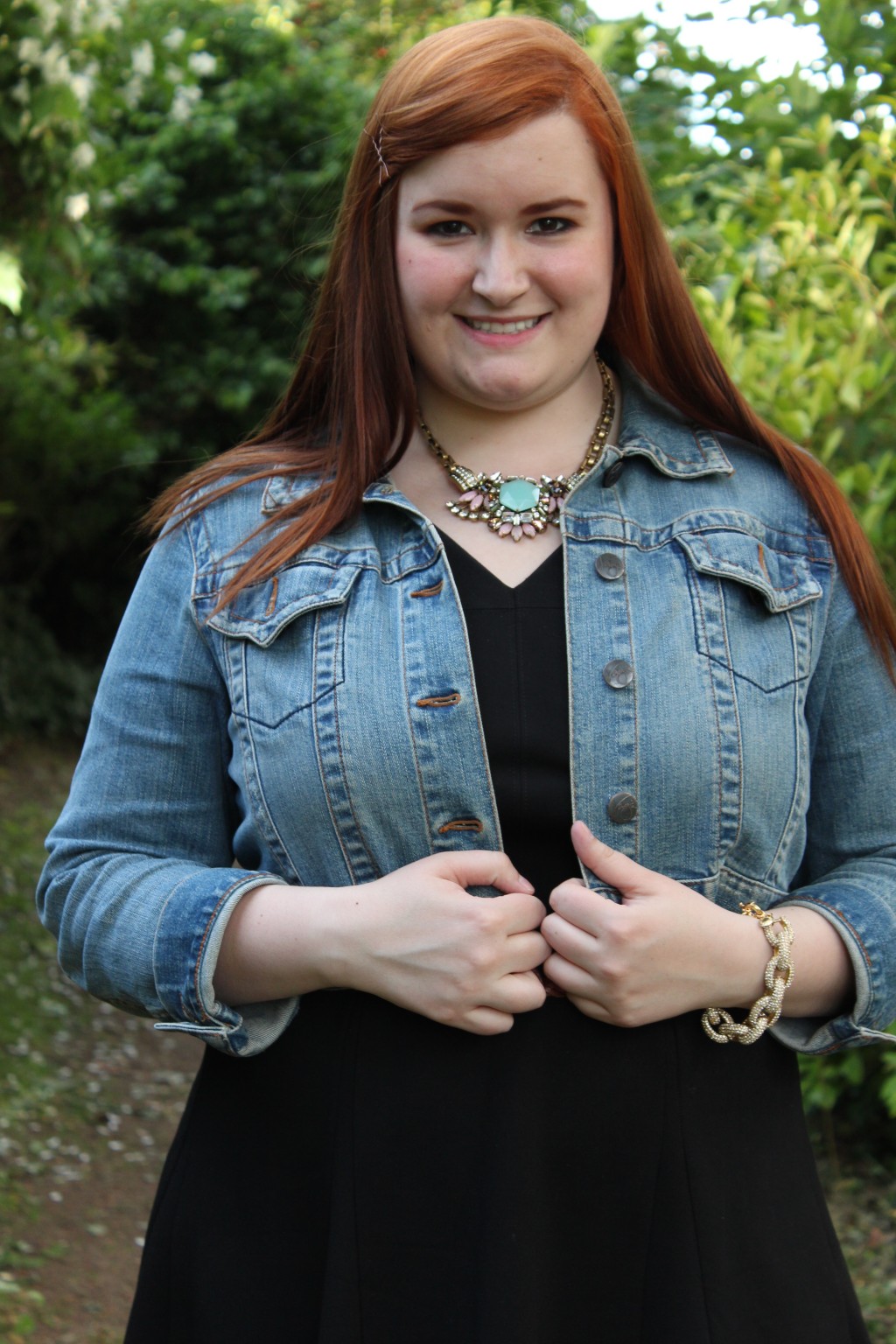 Blue jean jacket with black dress hot sale