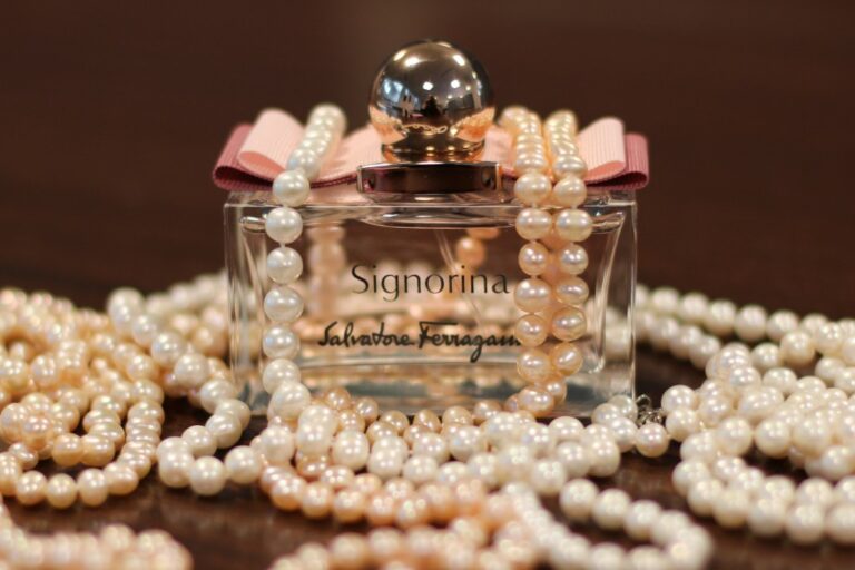 7 Ways to Tell if a Pearl is Real All Things Kate